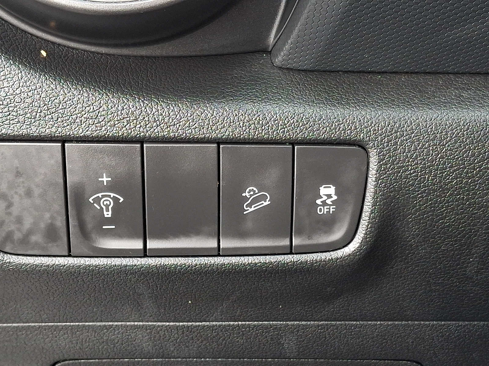 Thumbnail: 2023 Hyundai Kona - 24