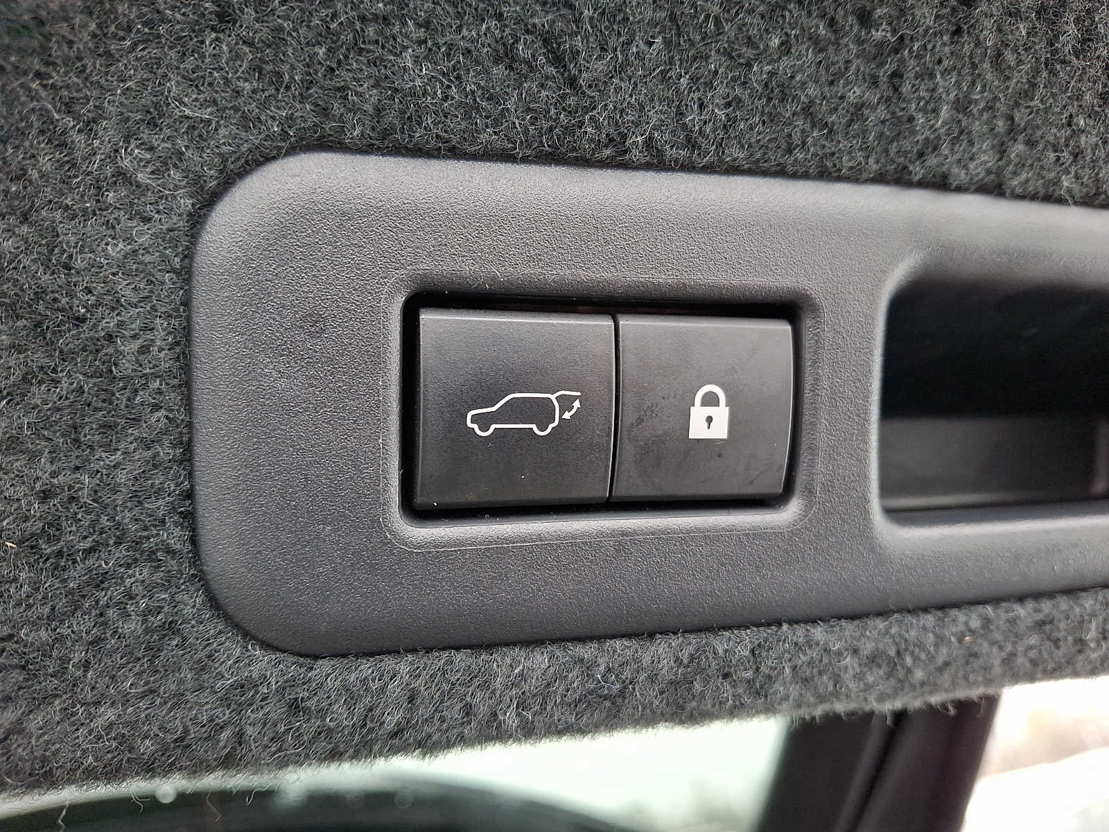 Thumbnail: 2021 Lexus RX - 28