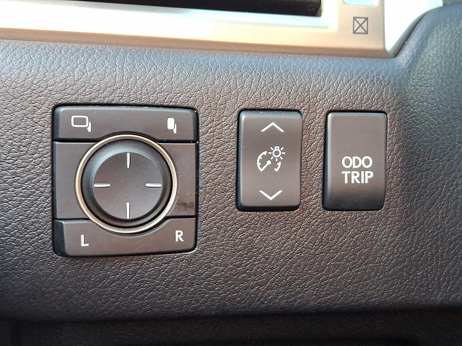 Thumbnail: 2019 Lexus GX - 24