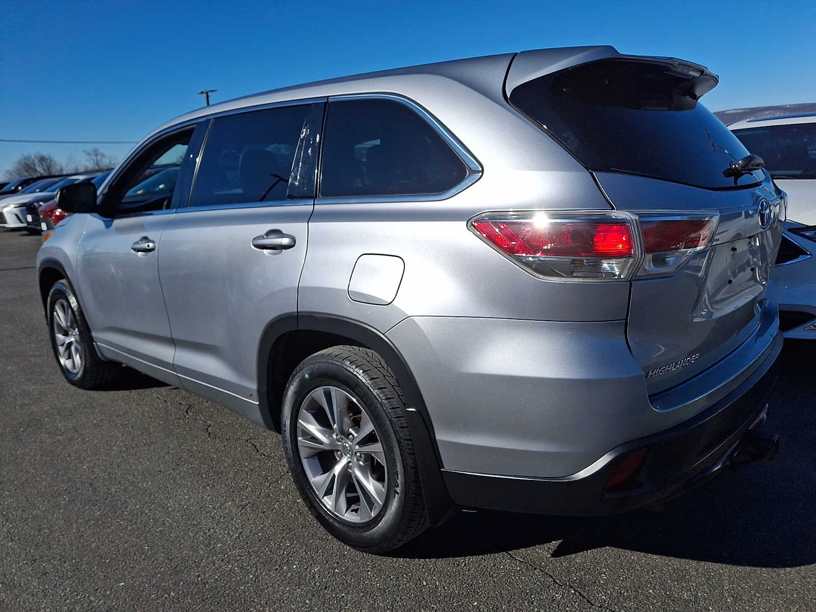 Thumbnail: 2015 Toyota Highlander - 5