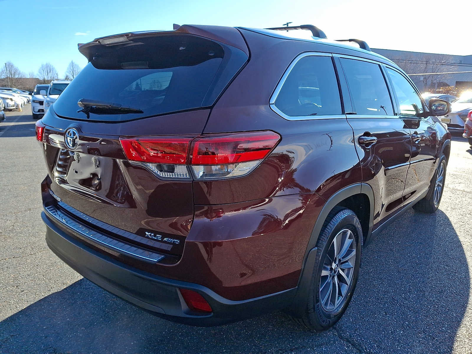 Thumbnail: 2019 Toyota Highlander - 4
