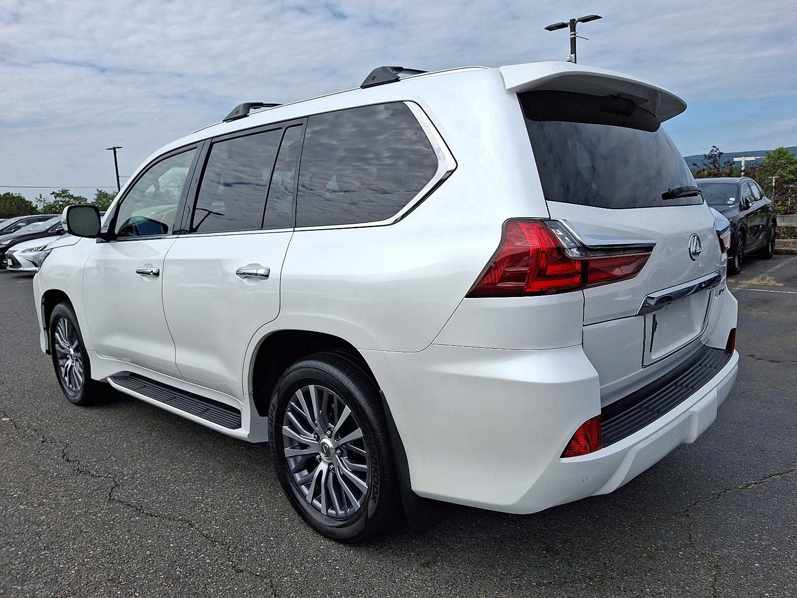 Thumbnail: 2018 Lexus LX - 5