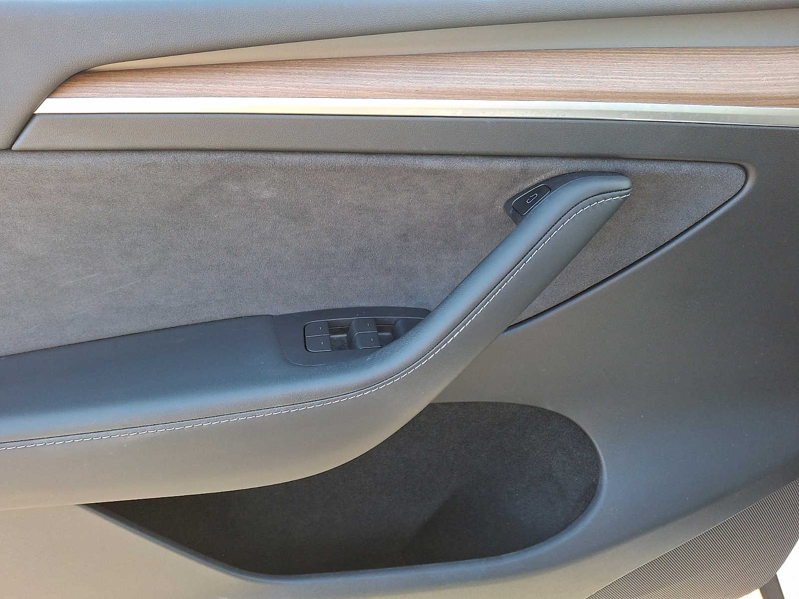 Thumbnail: 2023 Tesla Model Y - 9