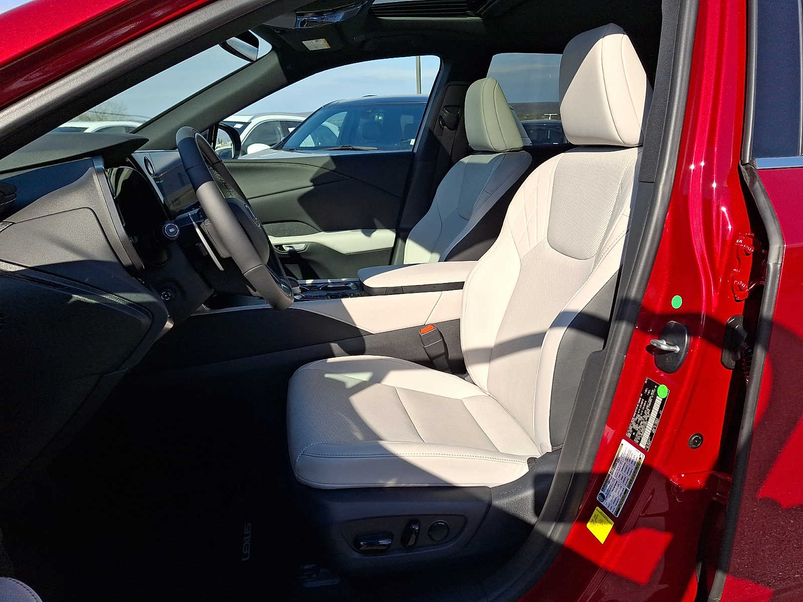 Thumbnail: 2025 Lexus RX - 10