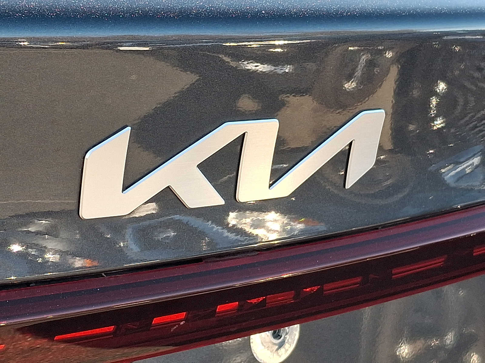 Thumbnail: 2023 Kia Forte - 28