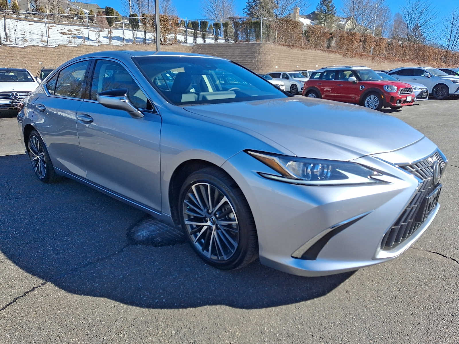 Thumbnail: 2023 Lexus ES - 3