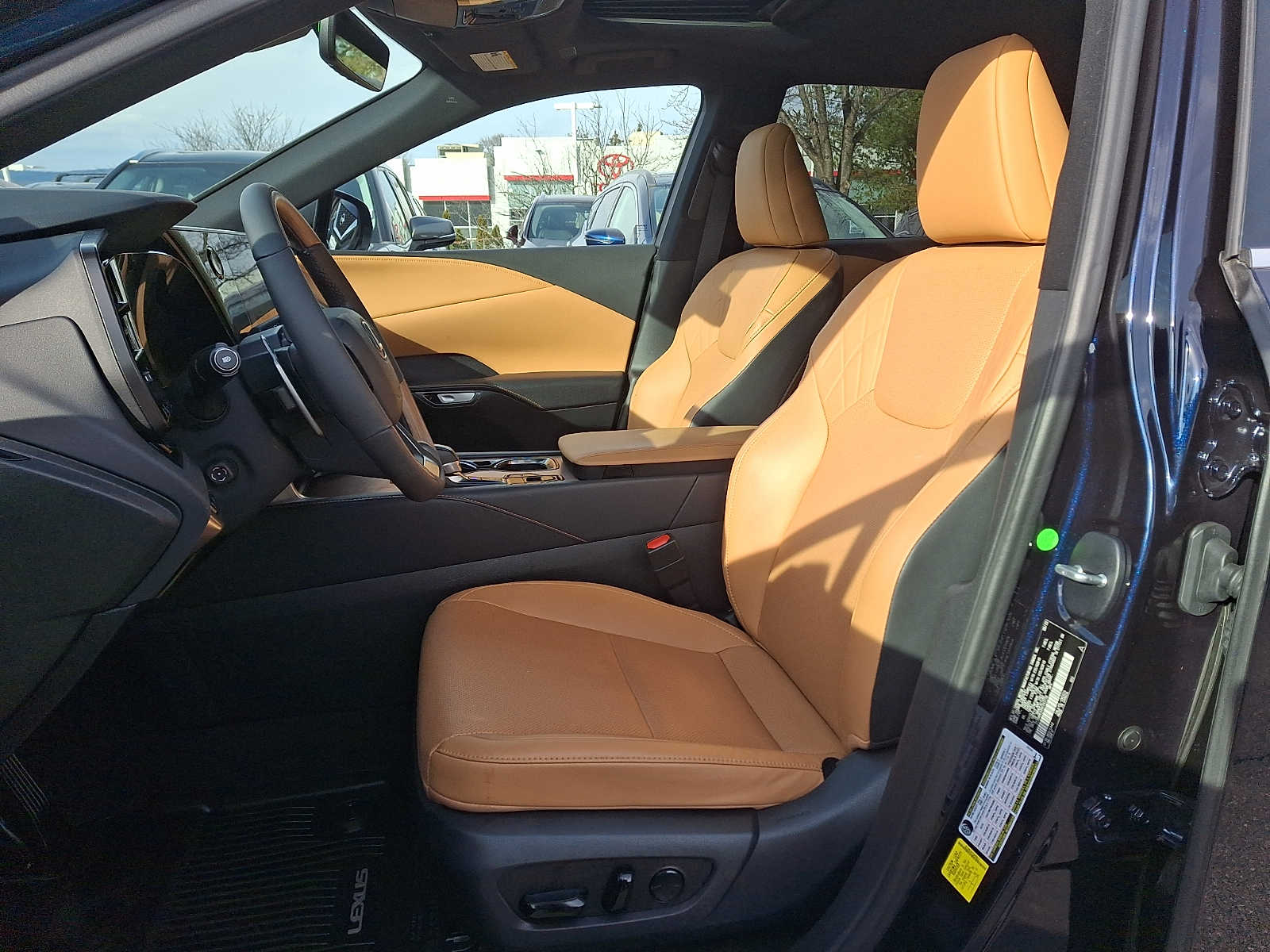 Thumbnail: 2024 Lexus RX - 10