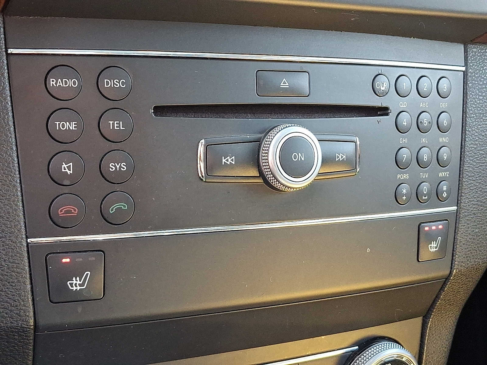 Thumbnail: 2010 Mercedes-Benz GLK - 14