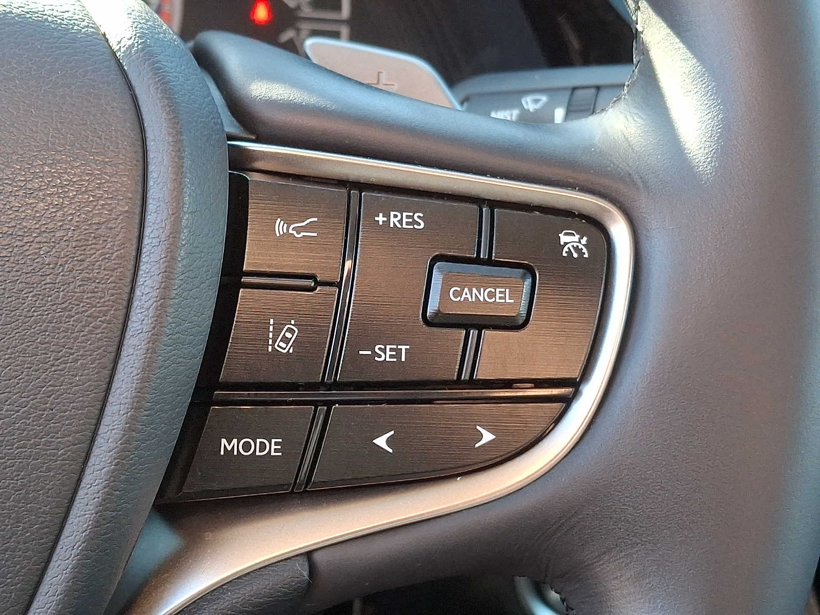 Thumbnail: 2023 Lexus ES - 19