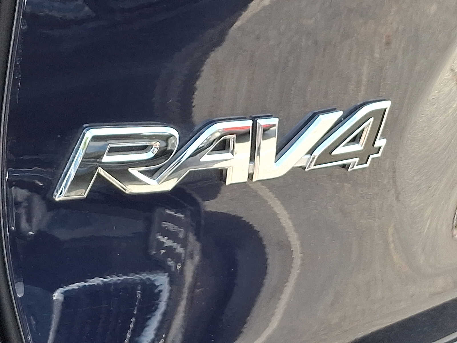 Thumbnail: 2020 Toyota RAV4 - 30