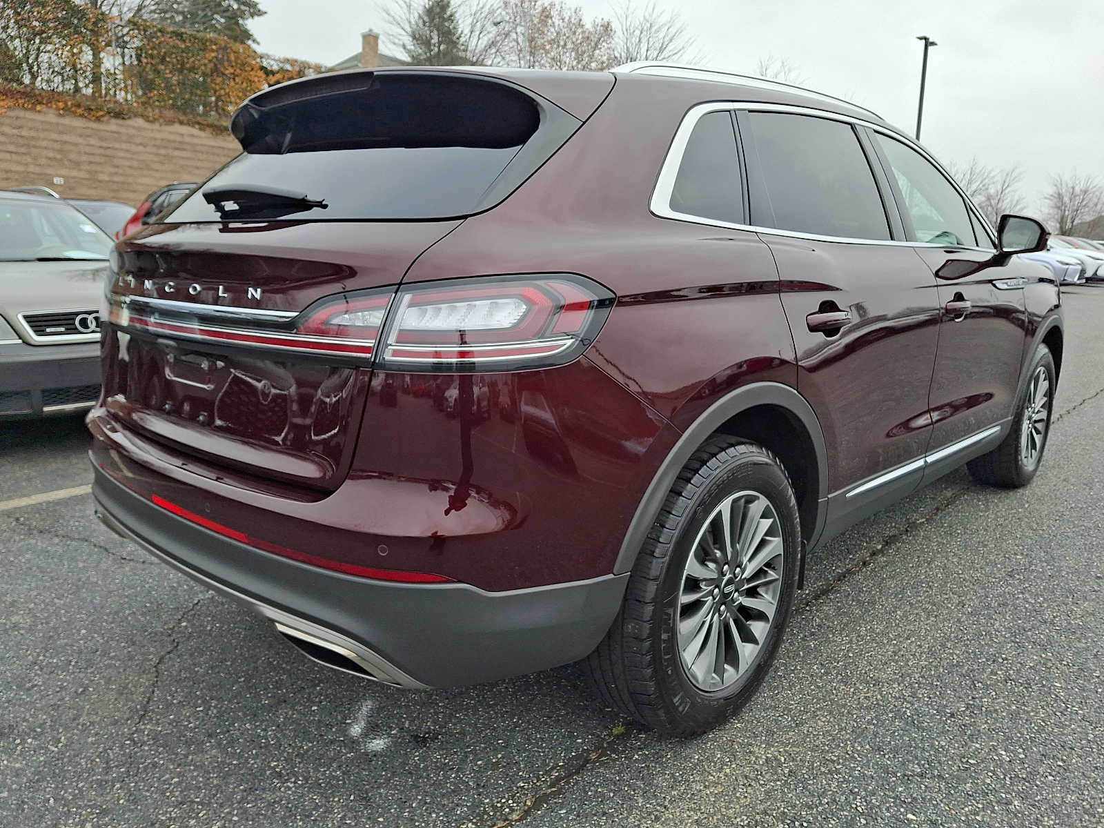 Thumbnail: 2023 Lincoln Nautilus - 5