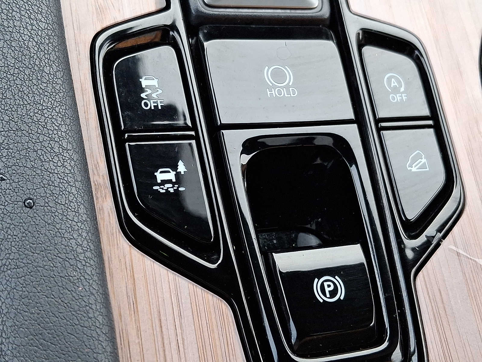 Thumbnail: 2023 Lexus RX - 17