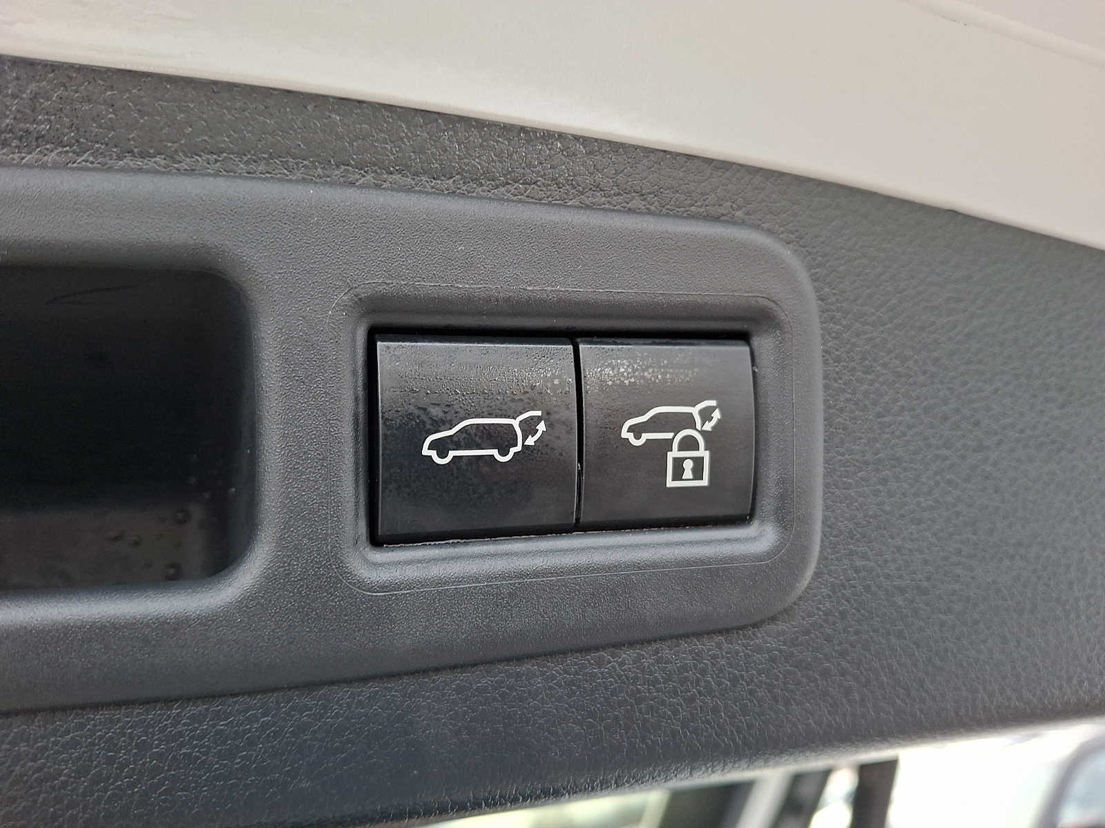 Thumbnail: 2024 Lexus RX - 27