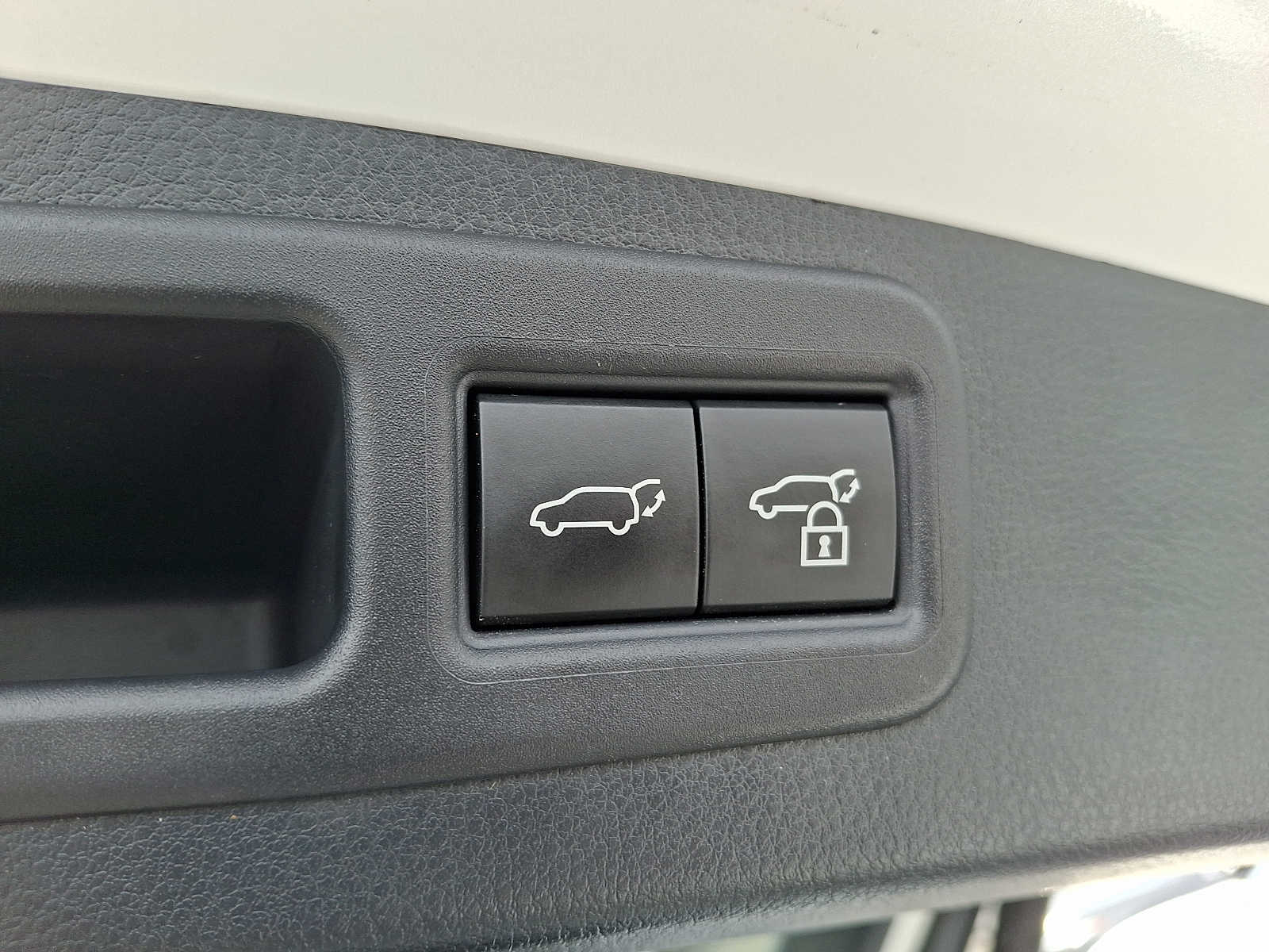 Thumbnail: 2023 Lexus RX - 27