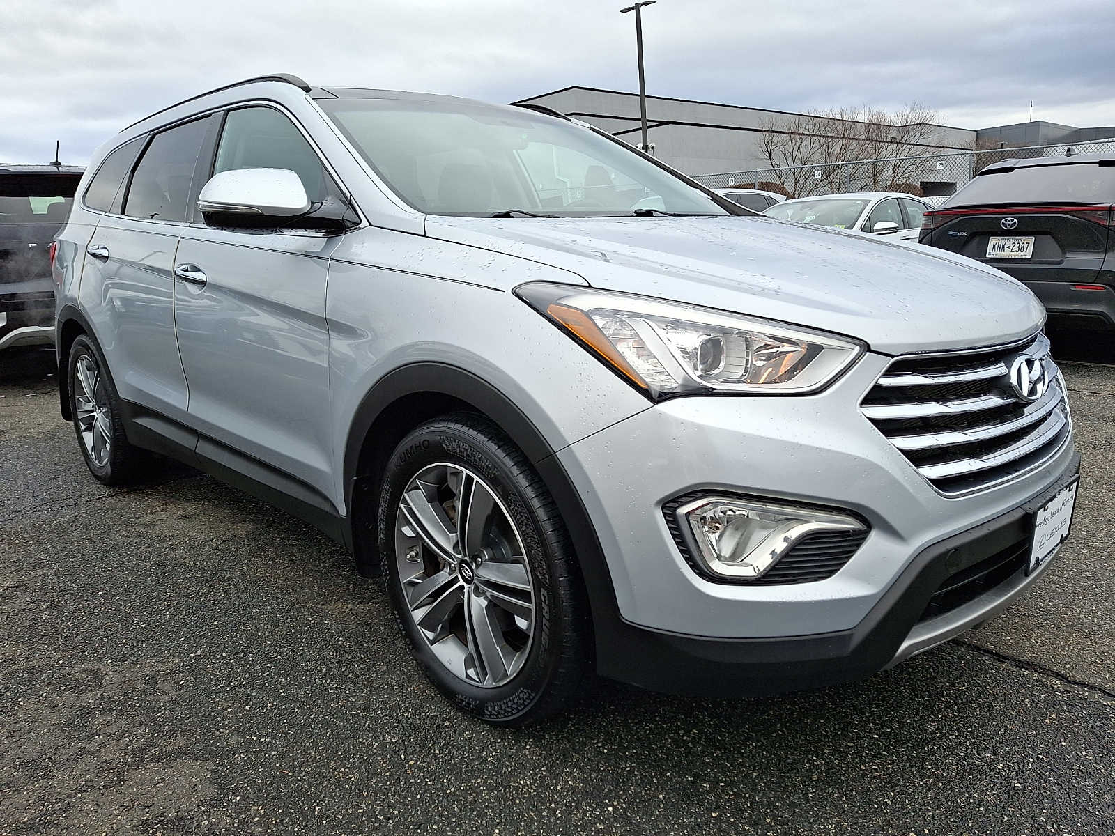 Thumbnail: 2015 Hyundai Santa Fe - 3