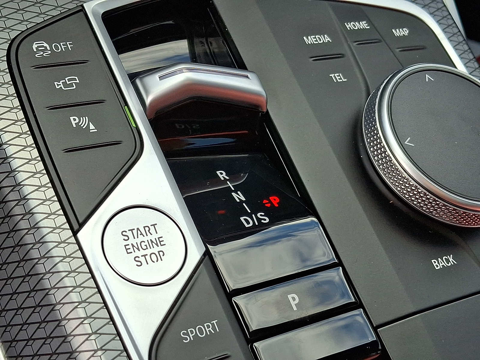 Thumbnail: 2023 BMW 3 Series - 13