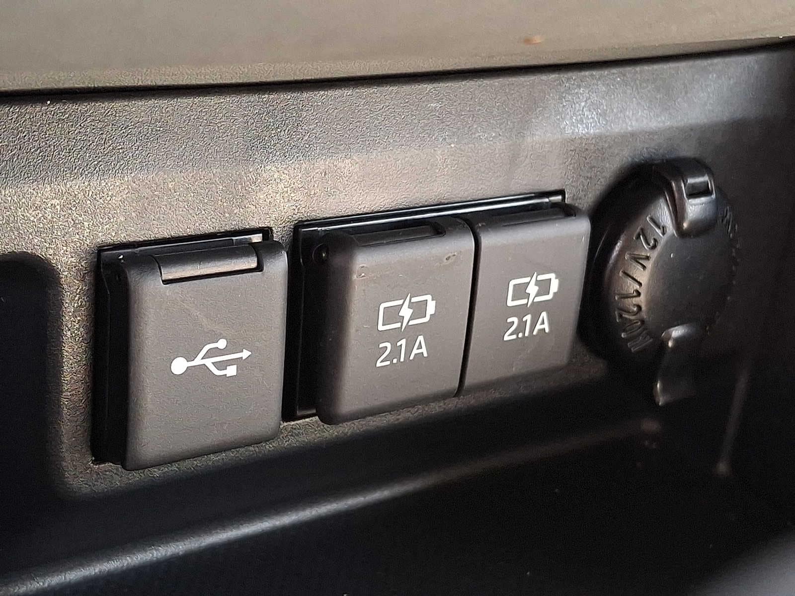 Thumbnail: 2021 Toyota Highlander - 23