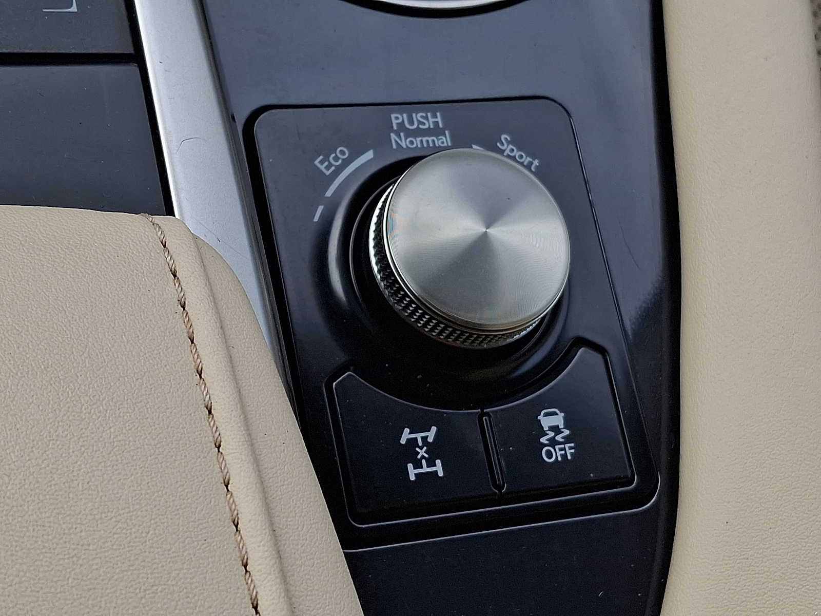 Thumbnail: 2022 Lexus RX - 22