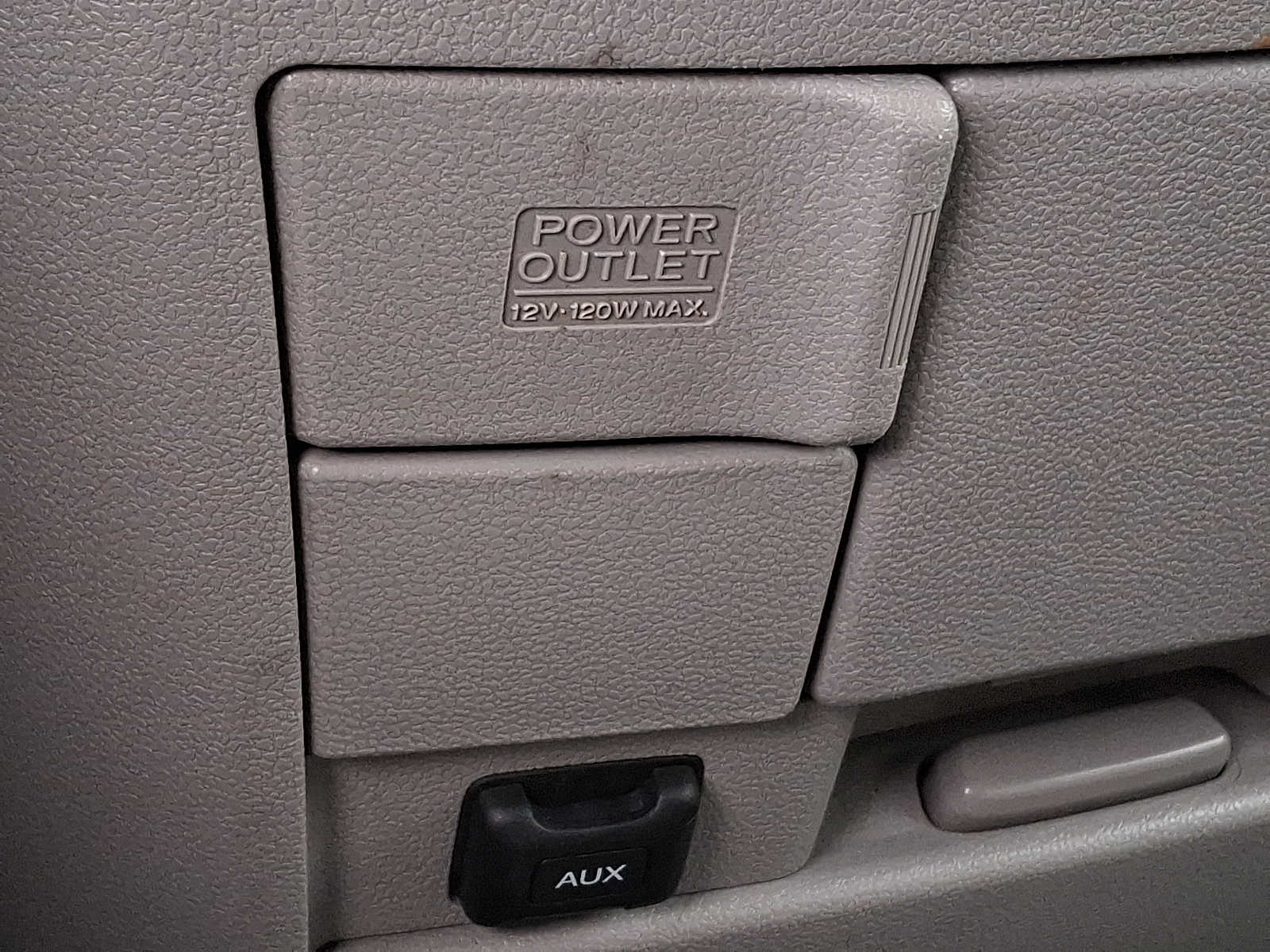 Thumbnail: 2013 Honda Odyssey - 23