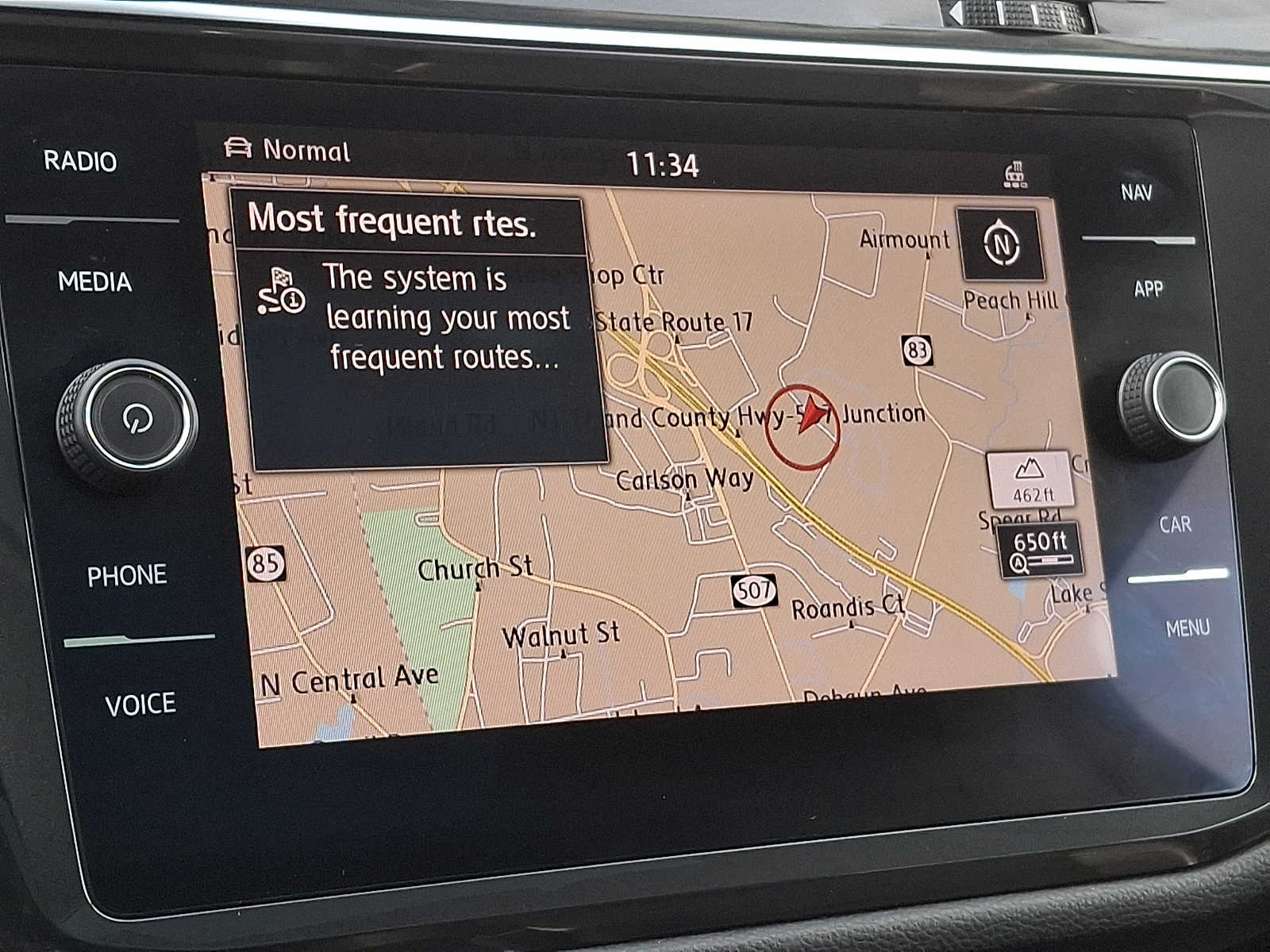 Thumbnail: 2019 Volkswagen Tiguan - 17