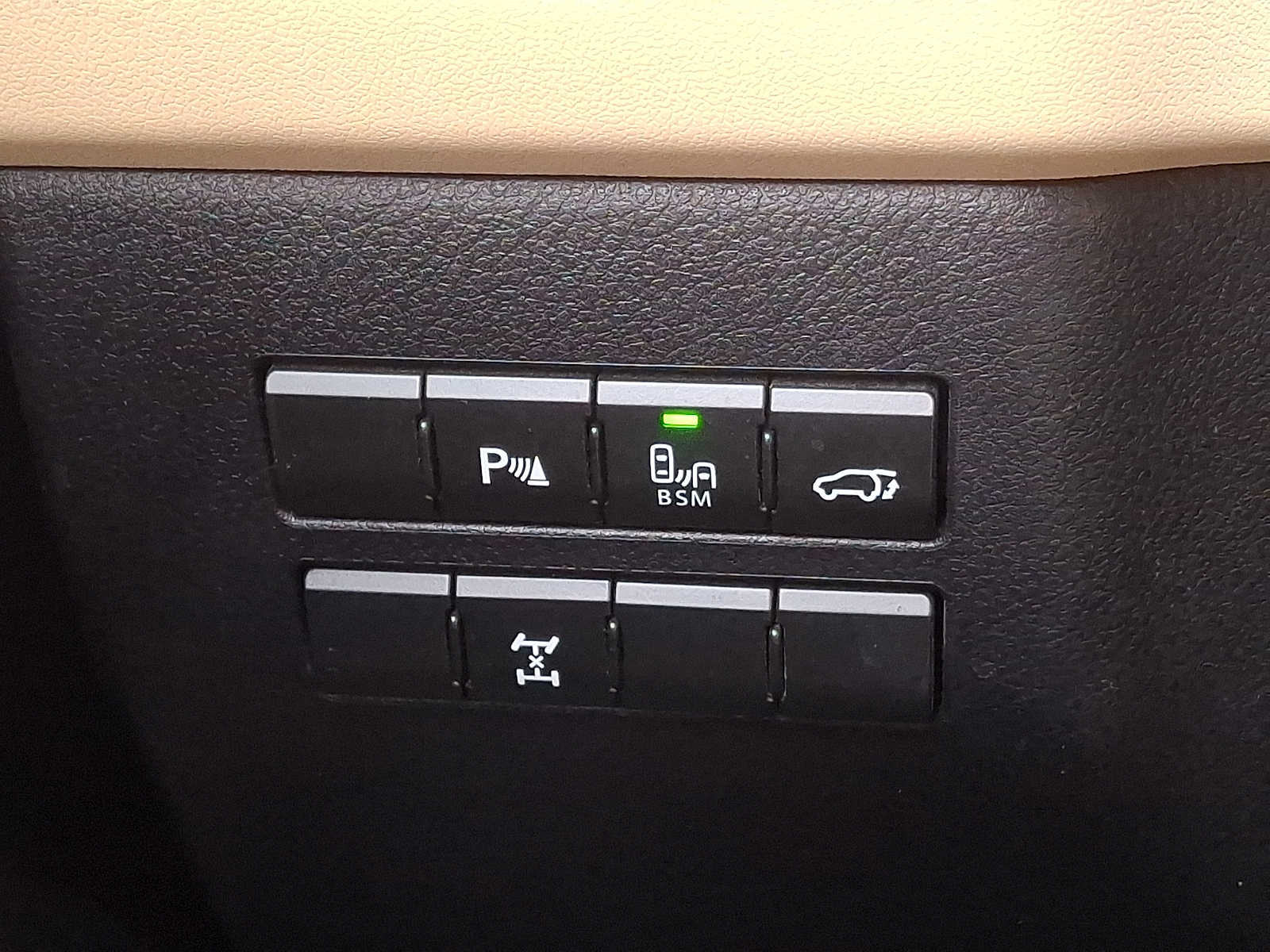 Thumbnail: 2017 Lexus NX - 24