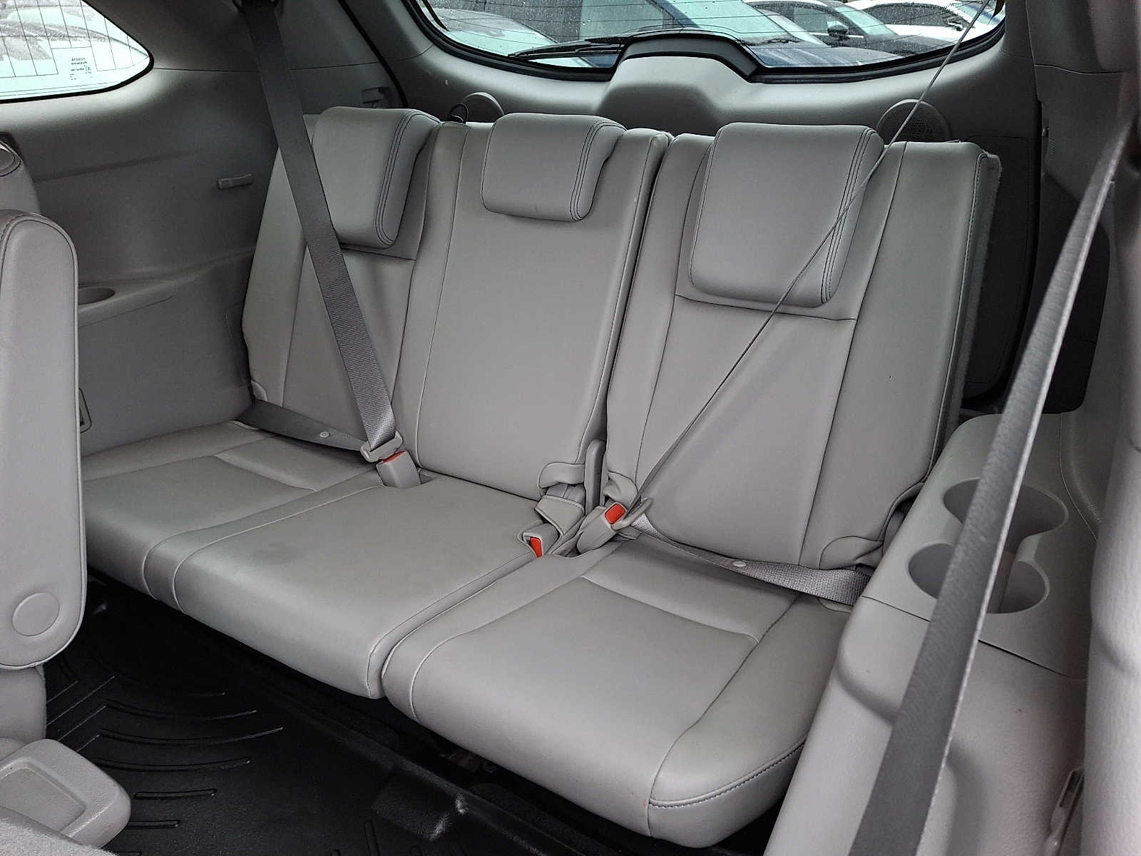 Thumbnail: 2014 Toyota Highlander - 9