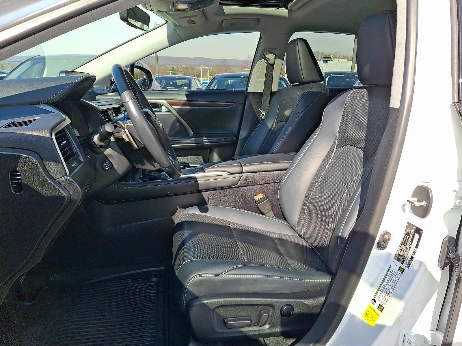 Thumbnail: 2021 Lexus RX - 9