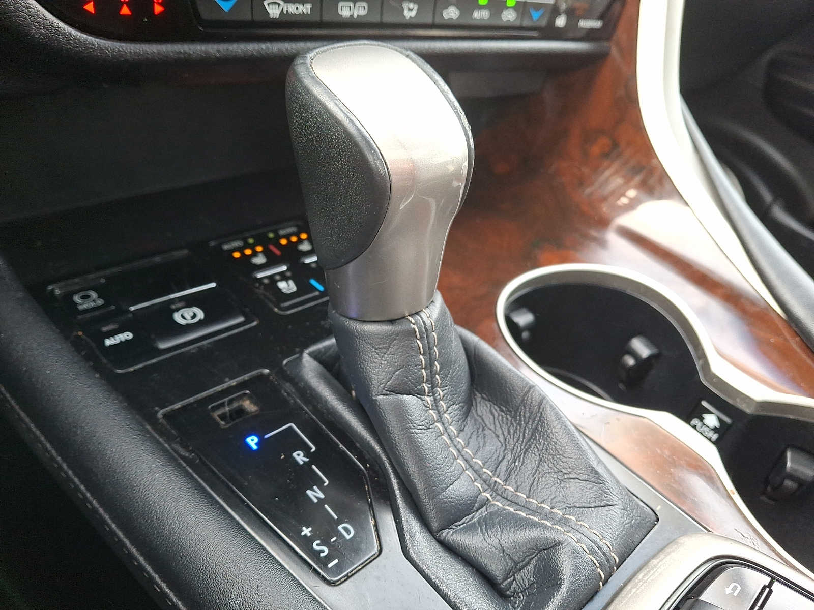 Thumbnail: 2017 Lexus RX - 13