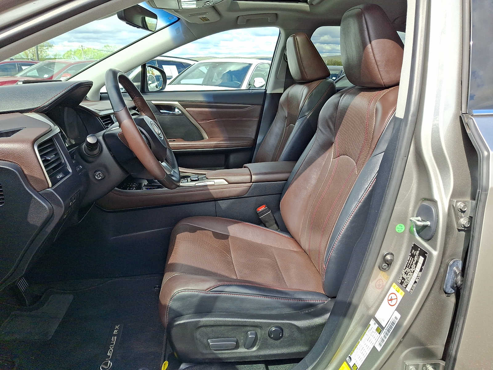 Thumbnail: 2017 Lexus RX - 9