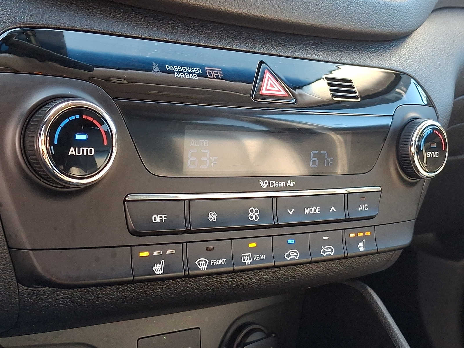 Thumbnail: 2016 Hyundai Tucson - 13