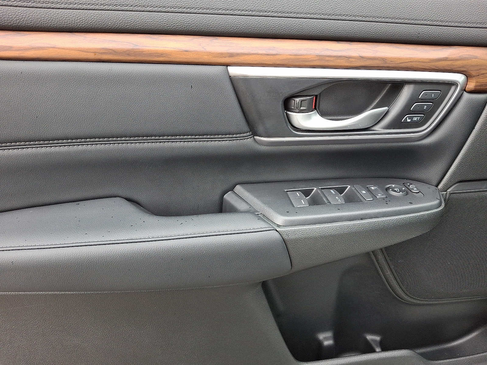 2022 Honda CR-V EX-L 9