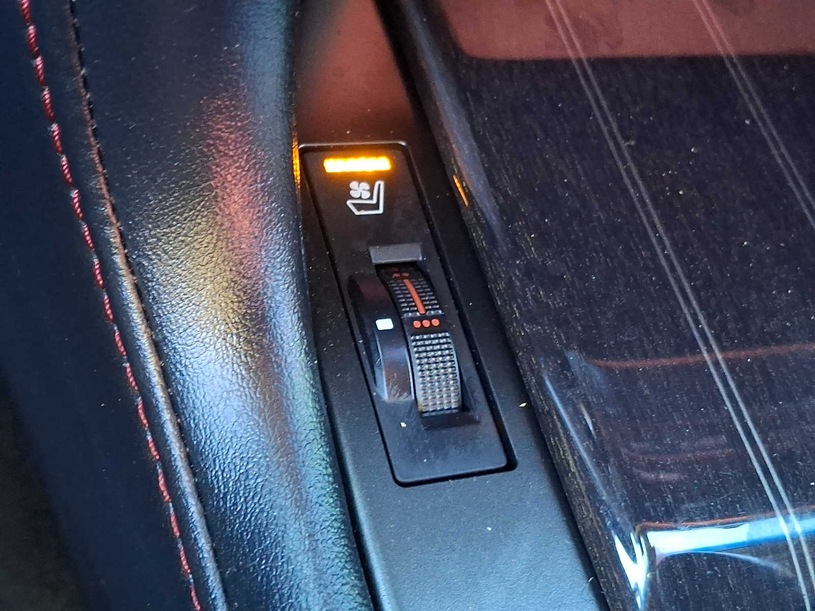 Thumbnail: 2023 Lexus GX - 20