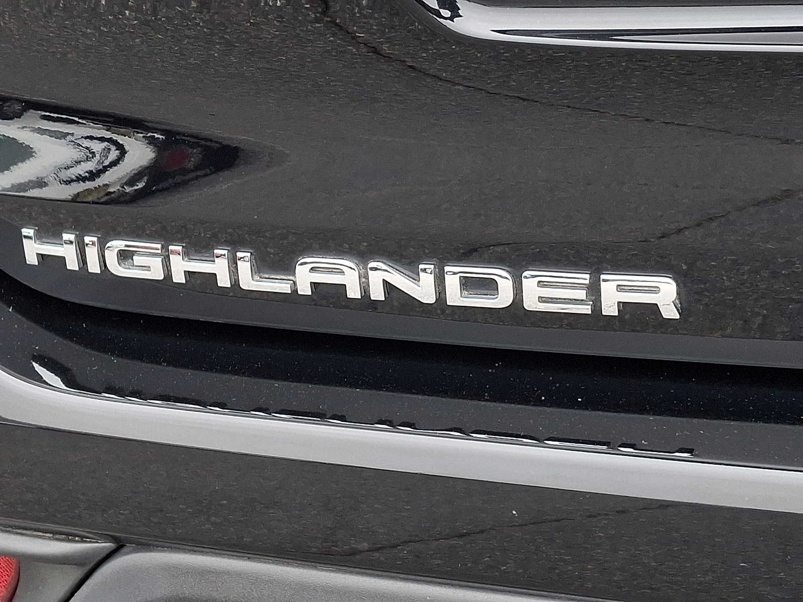 Thumbnail: 2022 Toyota Highlander - 30