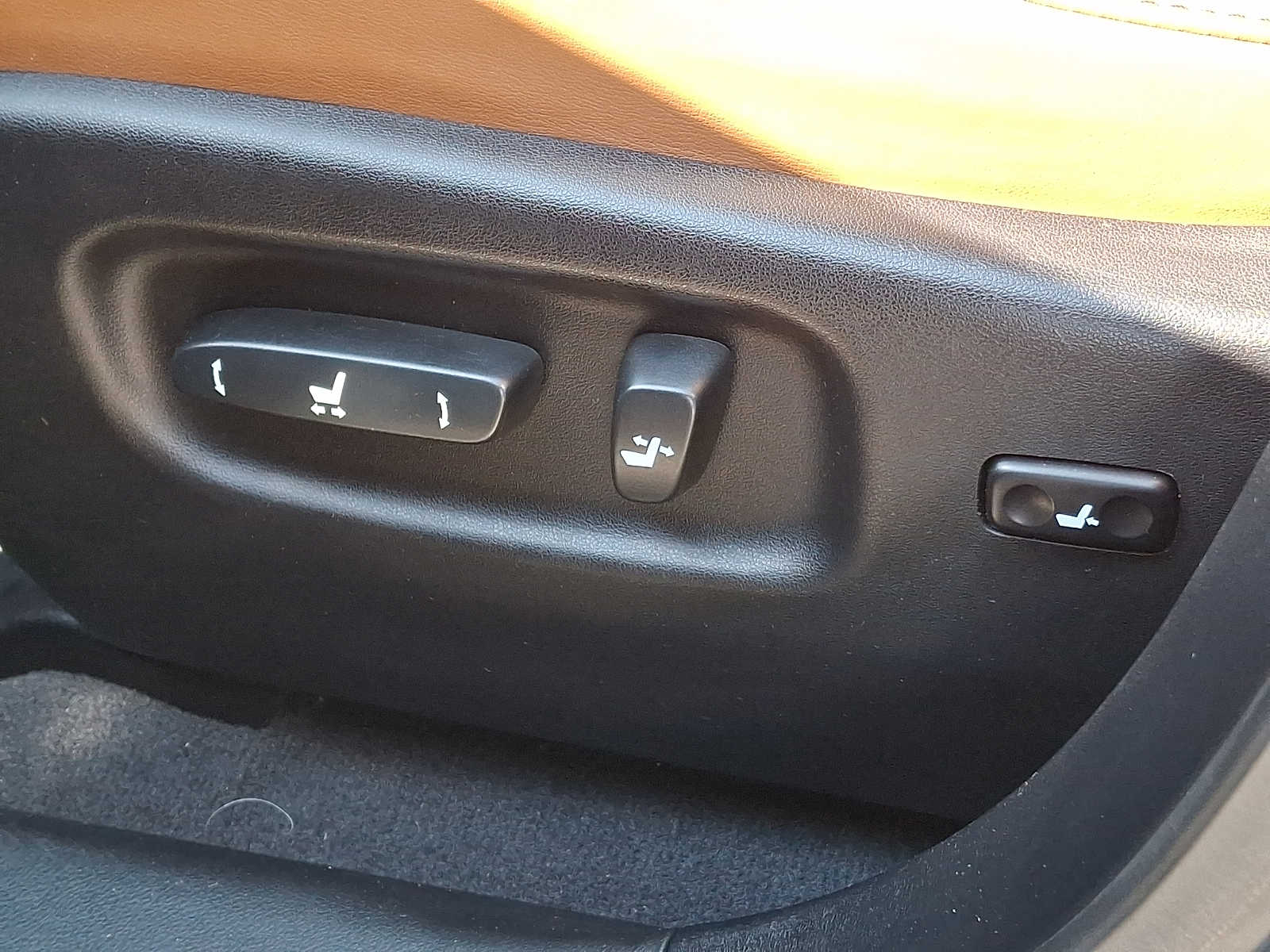 Thumbnail: 2013 Lexus RX - 11