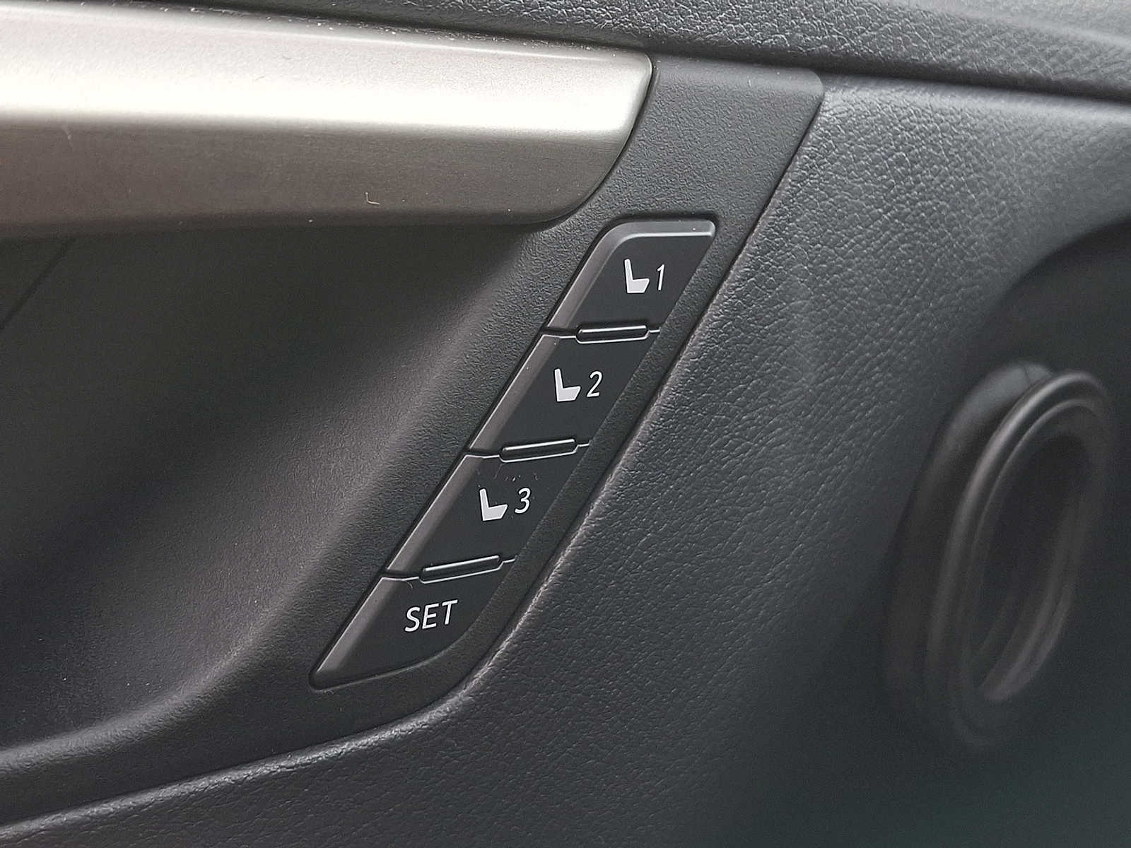 Thumbnail: 2019 Lexus RX - 25