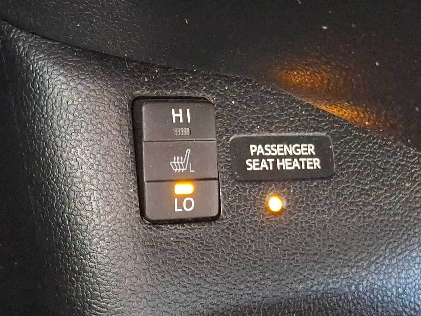 Thumbnail: 2017 Toyota Prius Prime - 21