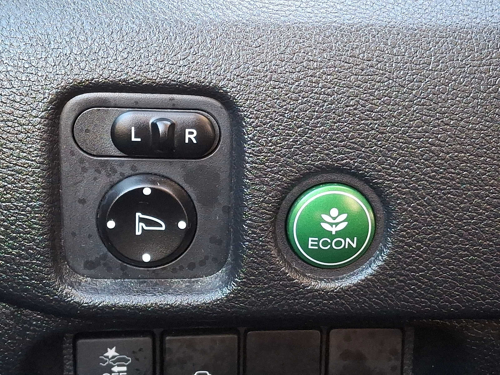 Thumbnail: 2019 Honda Pilot - 24