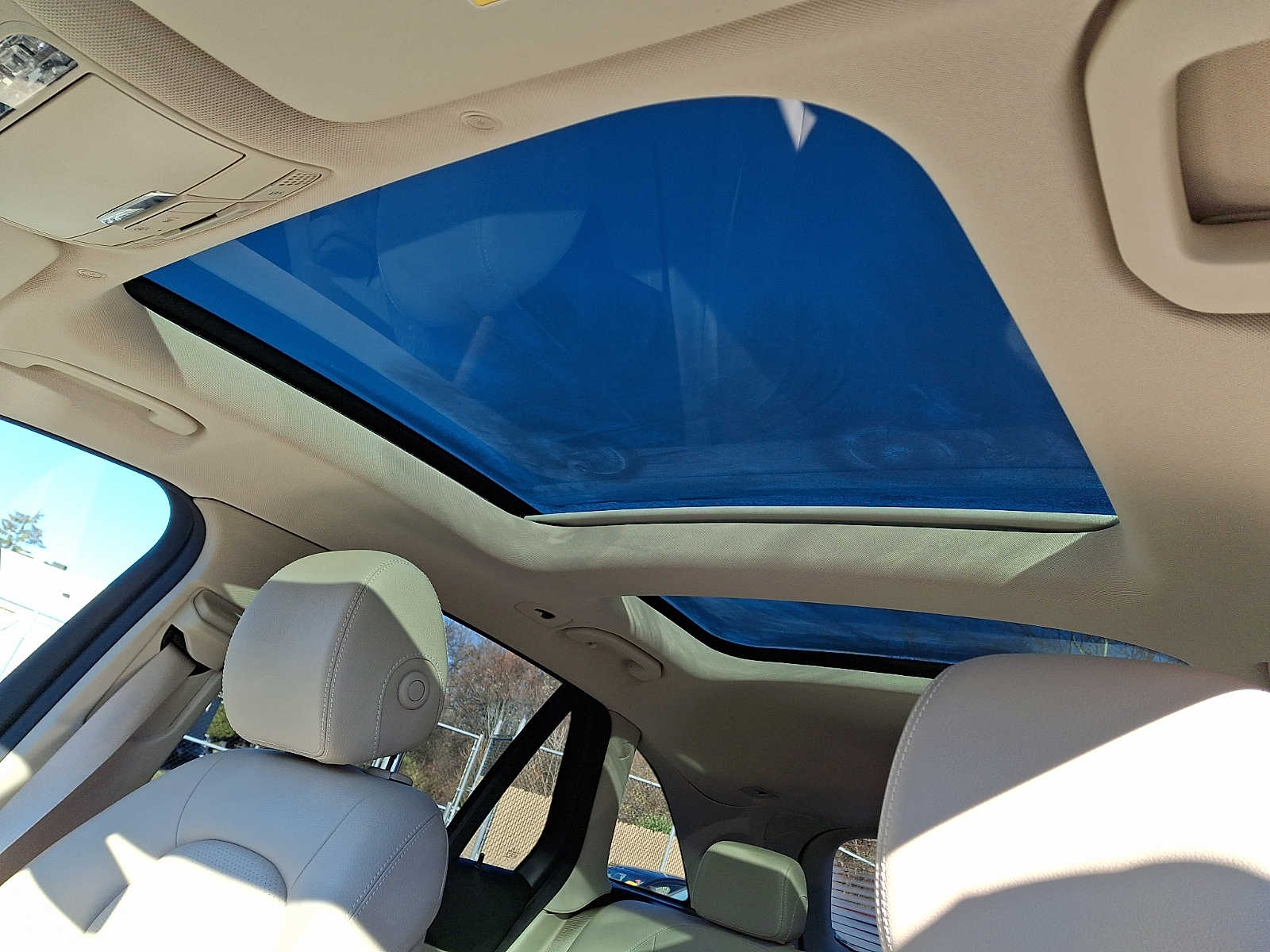 Thumbnail: 2021 Mercedes-Benz GLC - 10