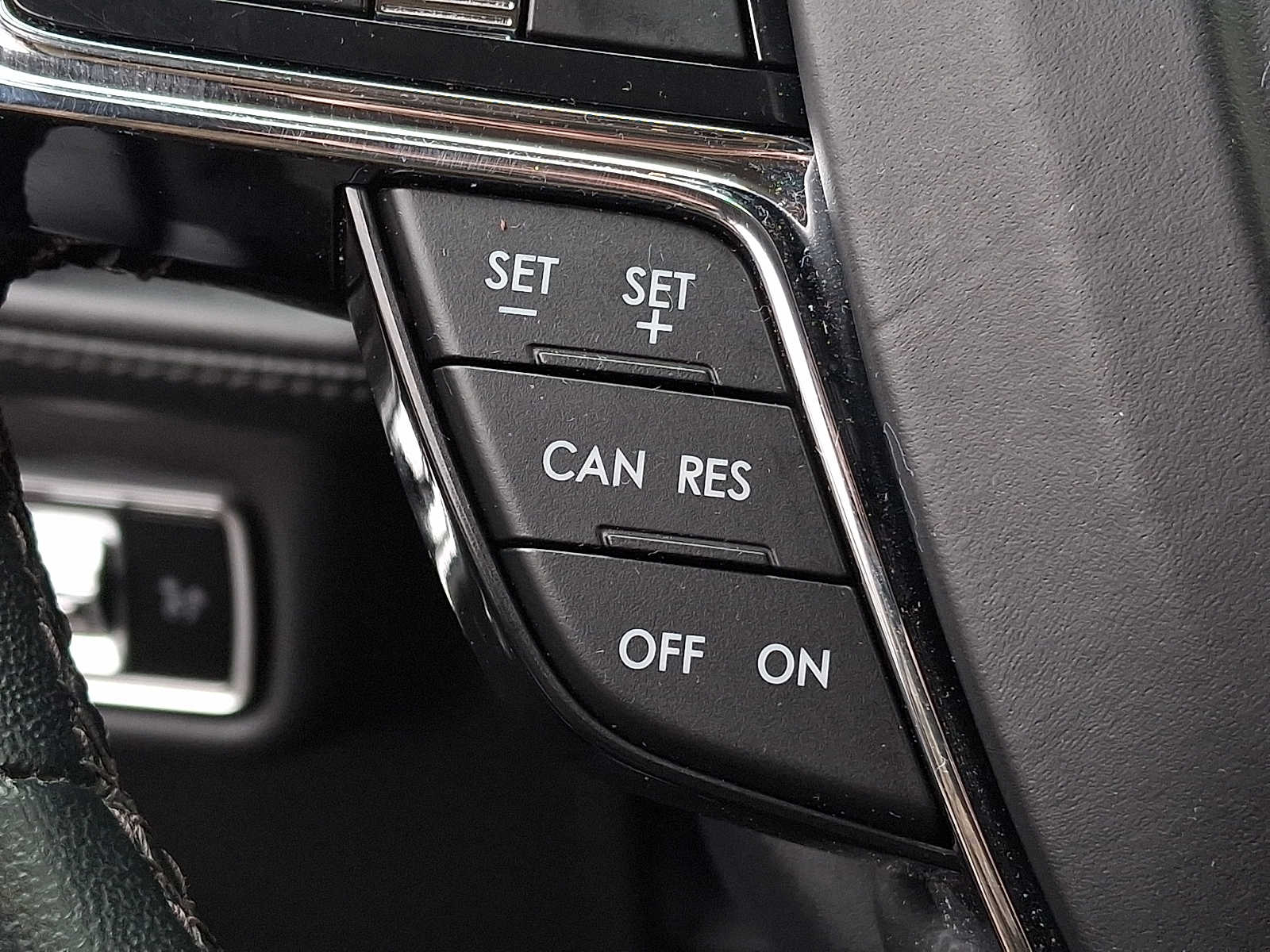 Thumbnail: 2023 Lincoln Nautilus - 20