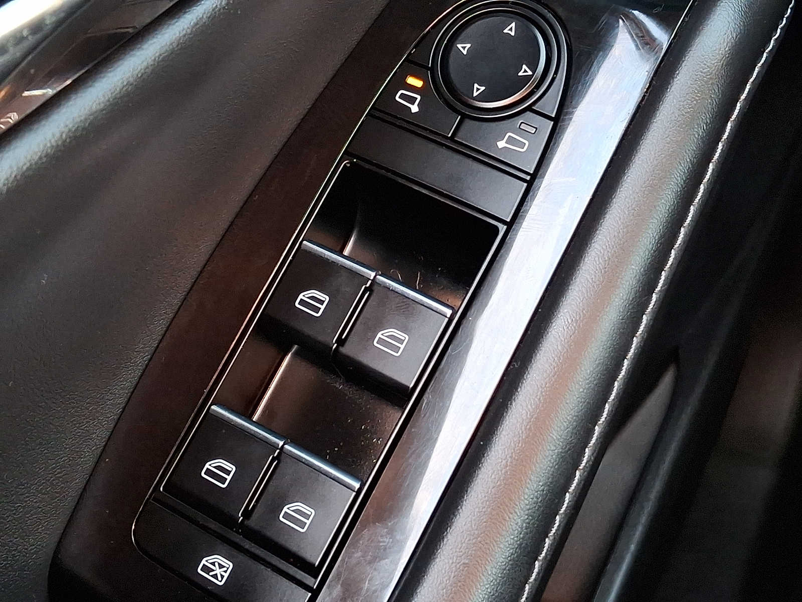 Thumbnail: 2023 Mazda CX-30 - 23