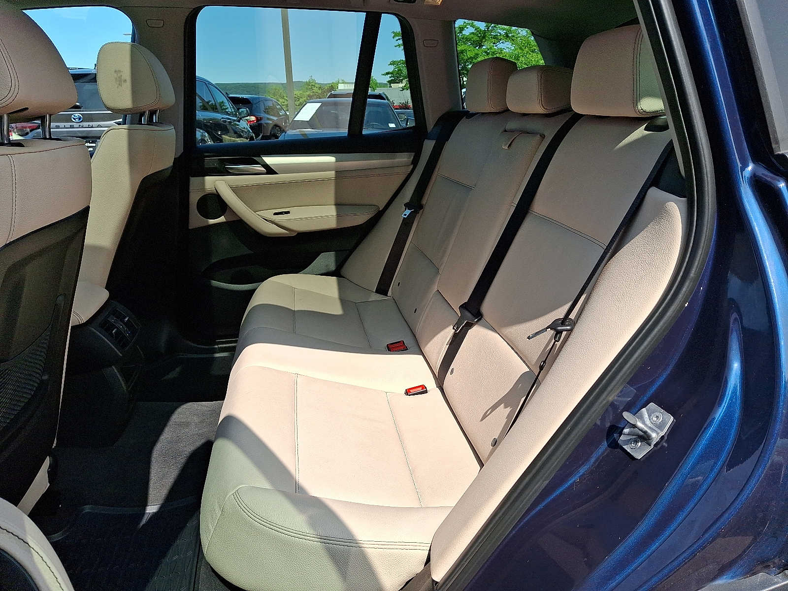 Thumbnail: 2011 BMW X3 - 8