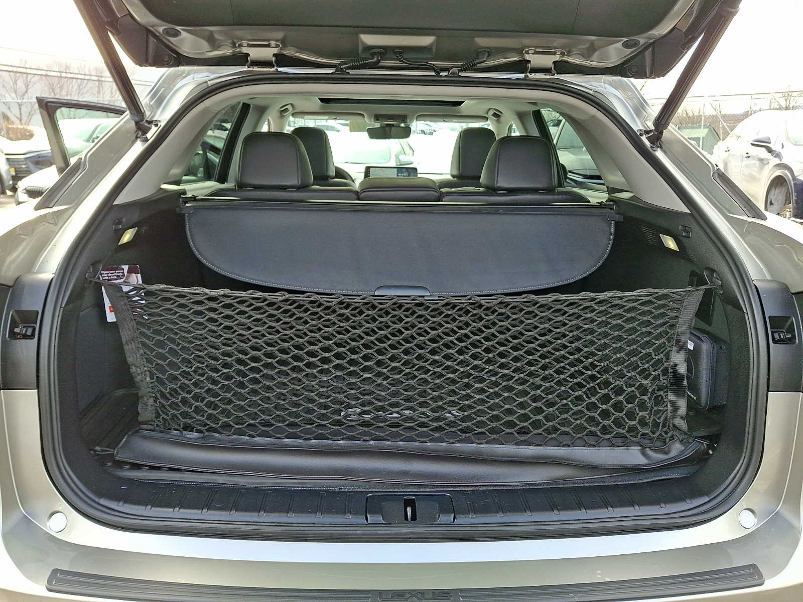 Thumbnail: 2022 Lexus RX - 27