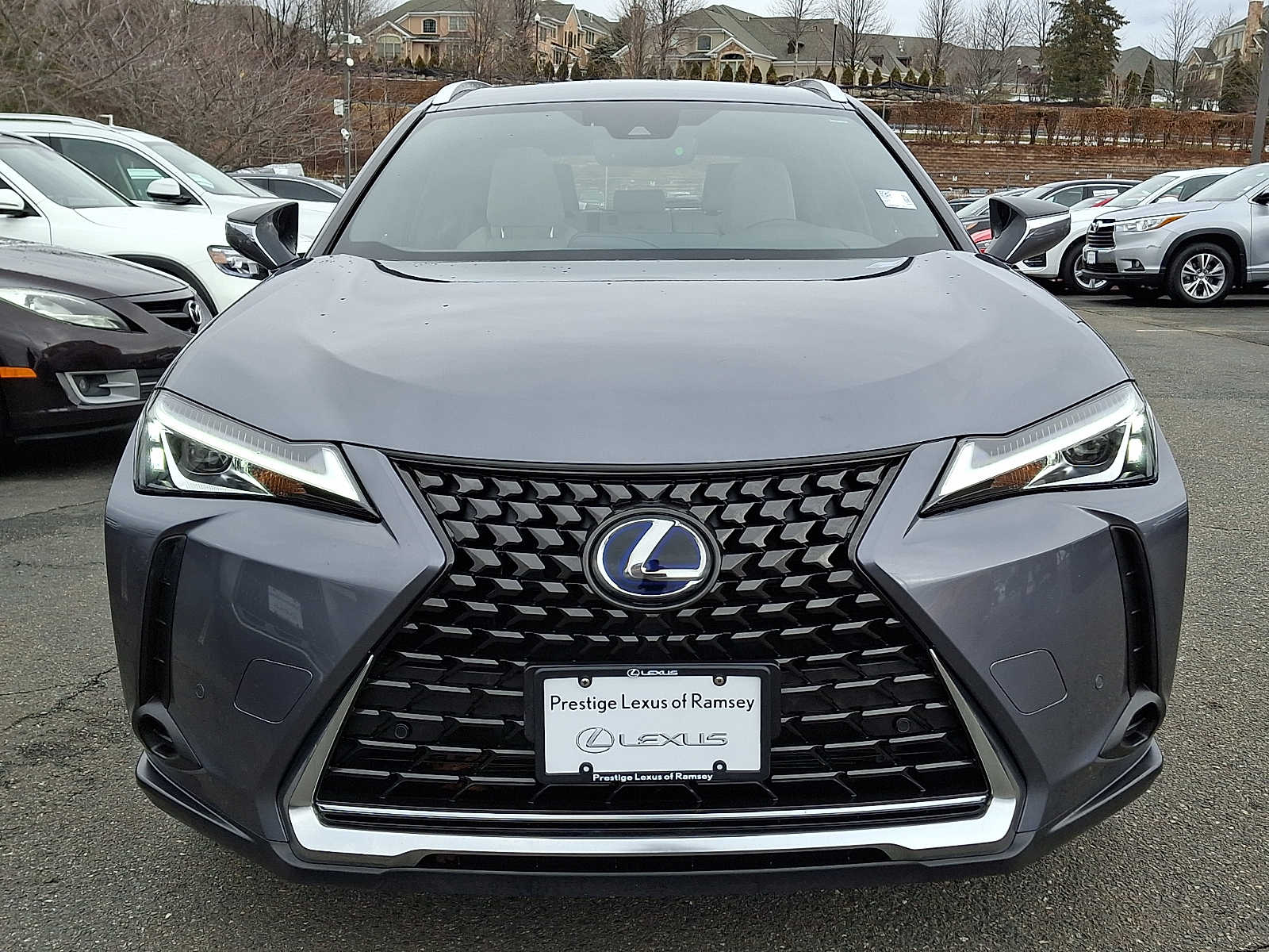 Thumbnail: 2021 Lexus UX - 2