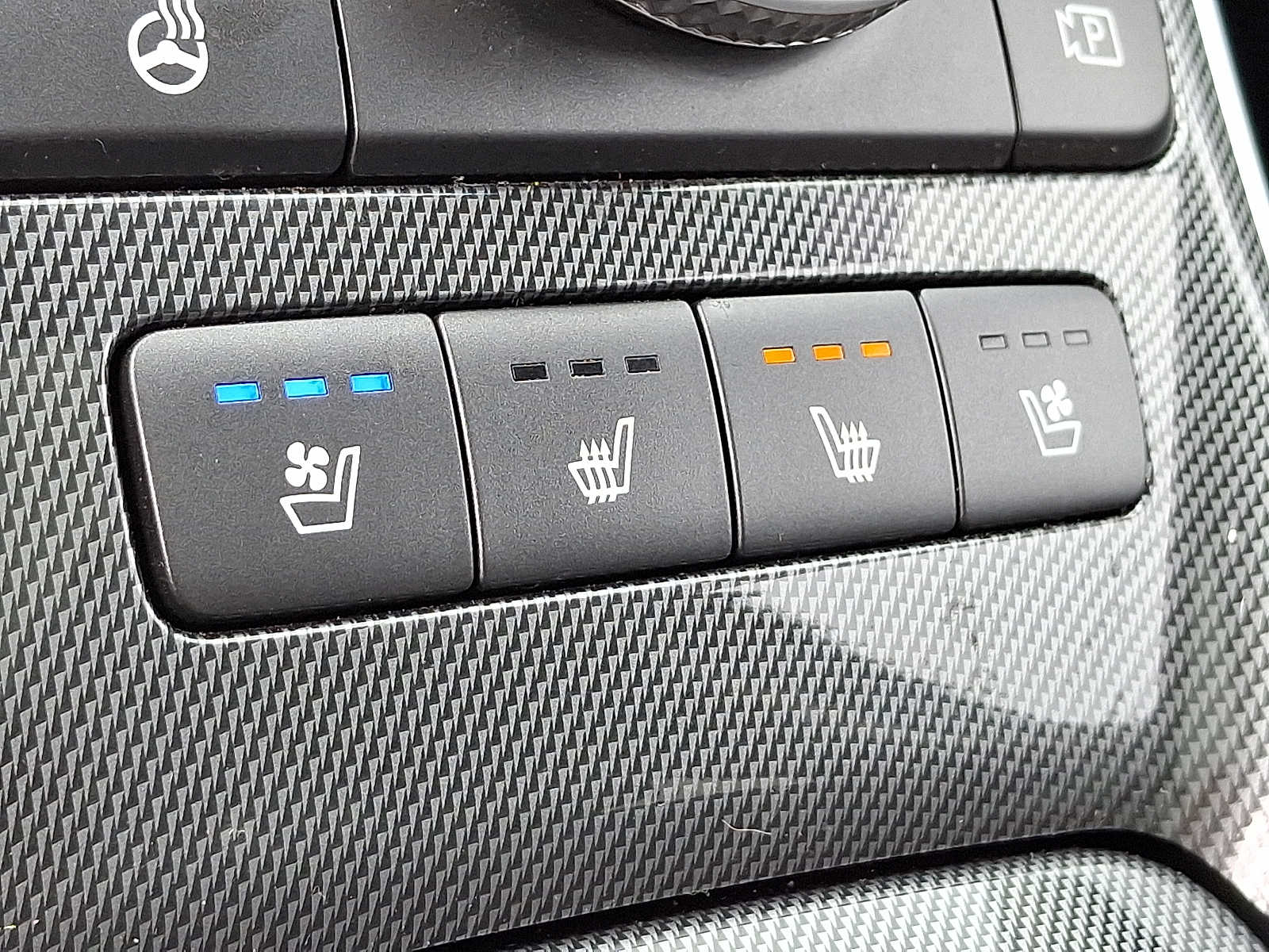2022 Hyundai Santa Fe Limited 22