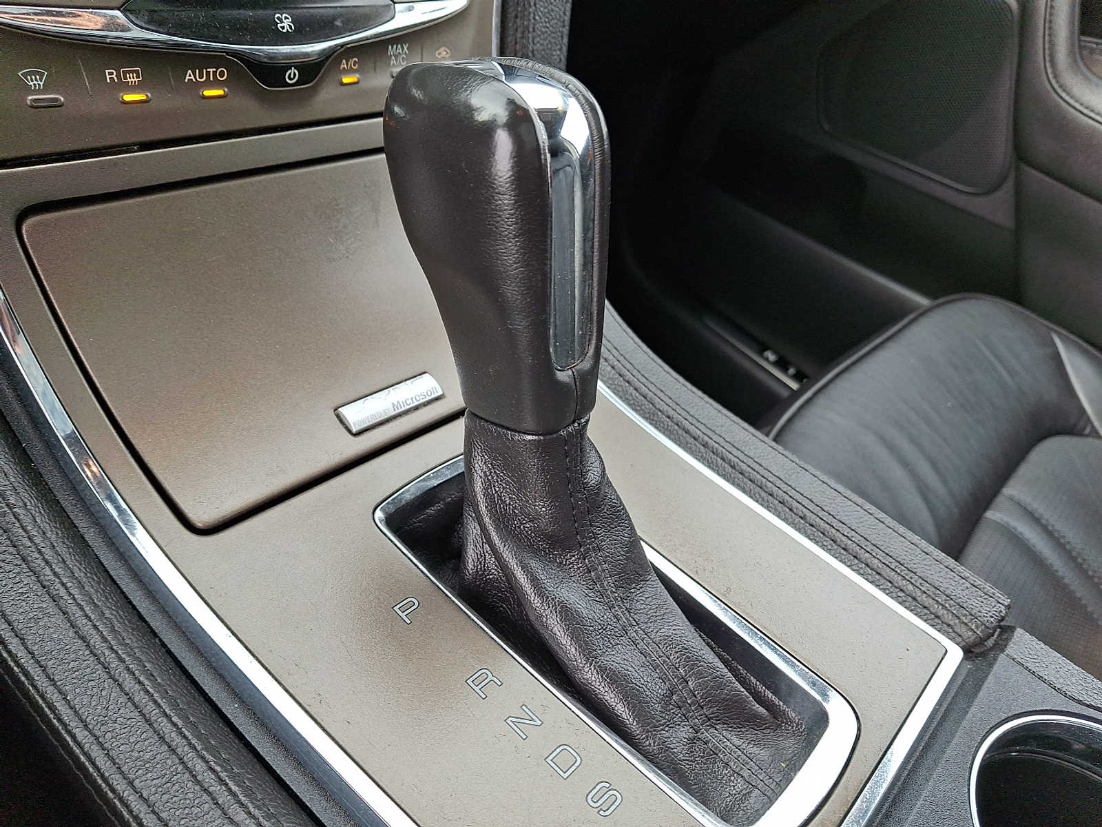 Thumbnail: 2015 Lincoln MKX - 14