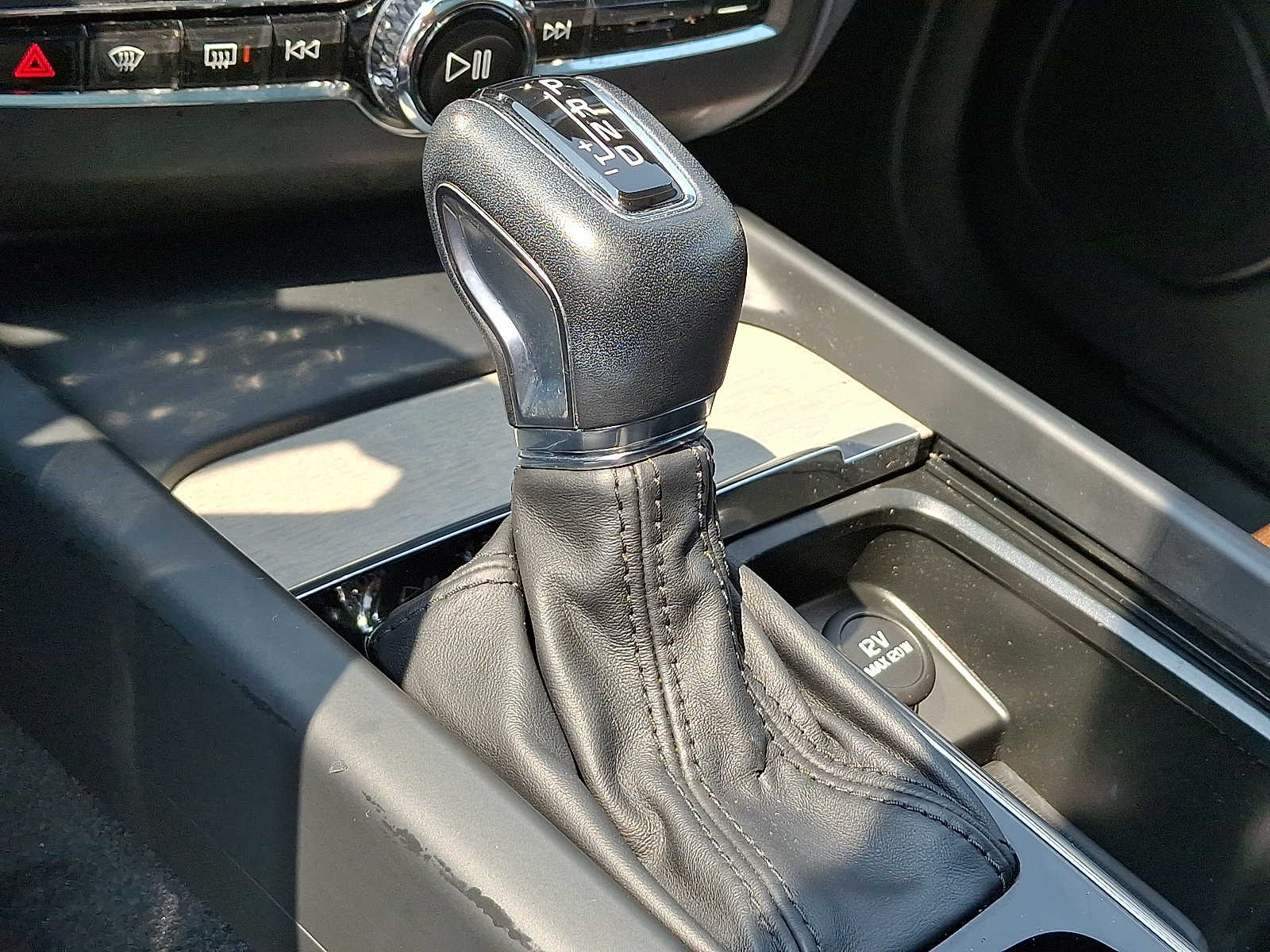 Thumbnail: 2020 Volvo XC60 - 12