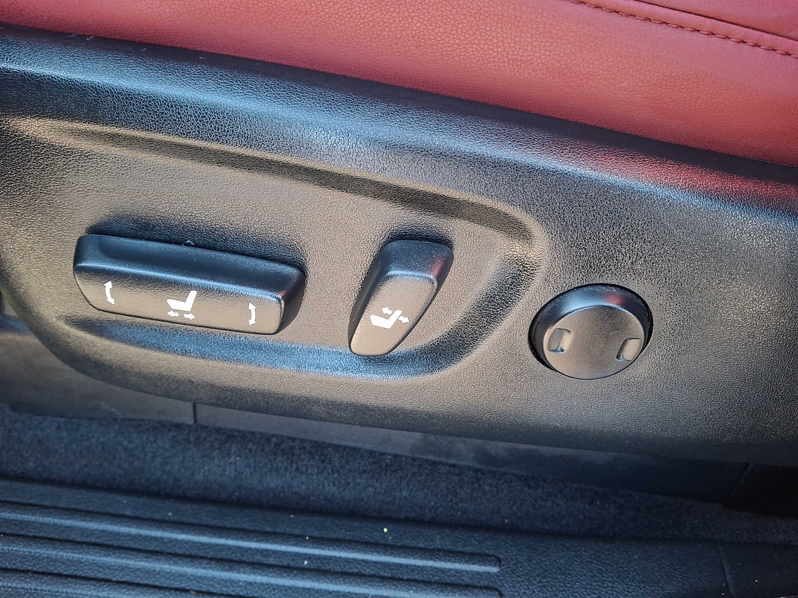 Thumbnail: 2023 Lexus GX - 10