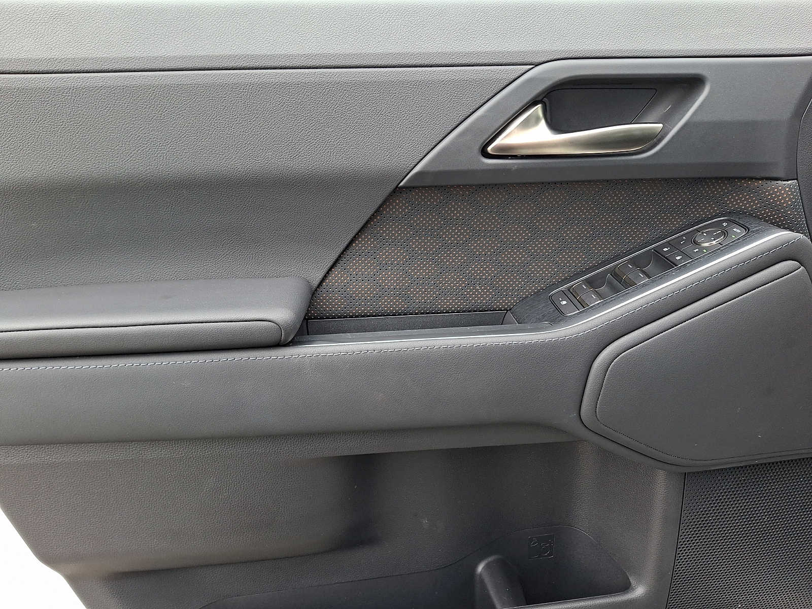 Thumbnail: 2025 Lexus GX - 10