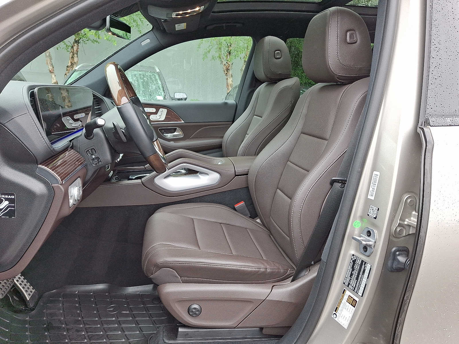 2022 Mercedes-Benz GLS 450 4MATIC 12