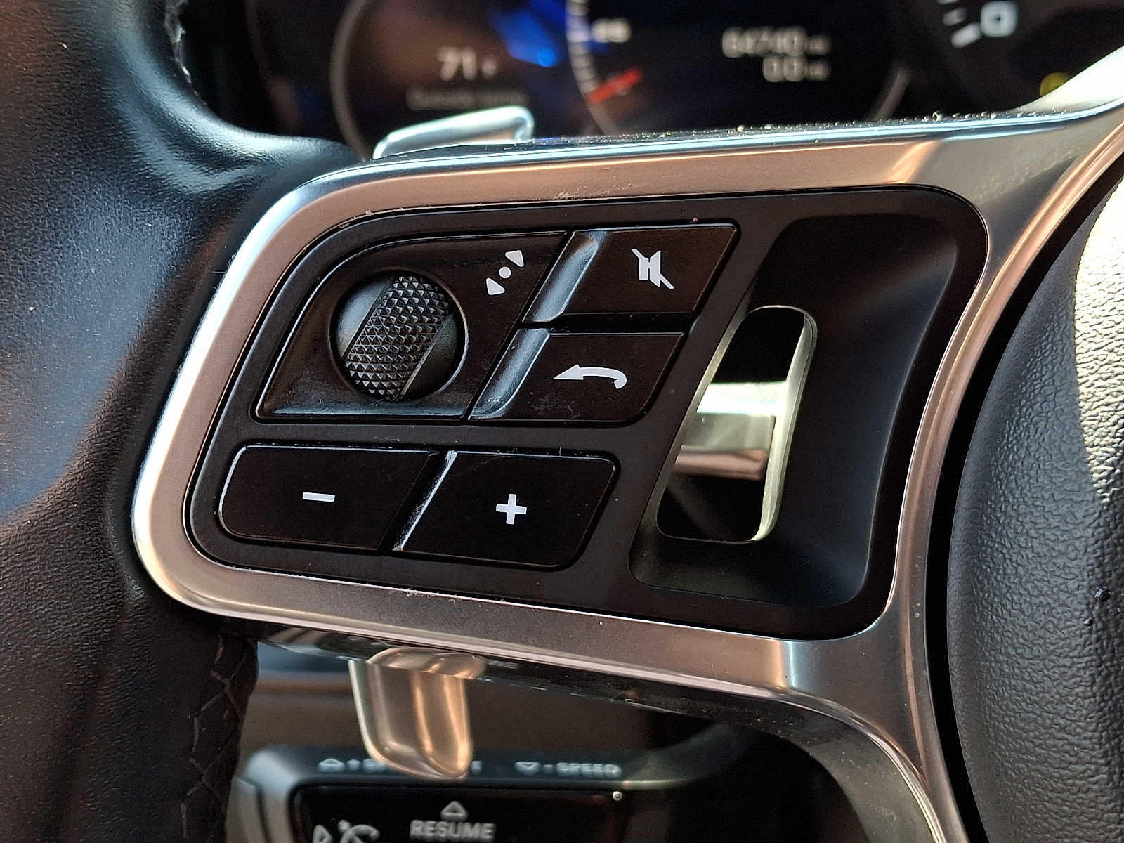 Thumbnail: 2019 Porsche Cayenne - 18
